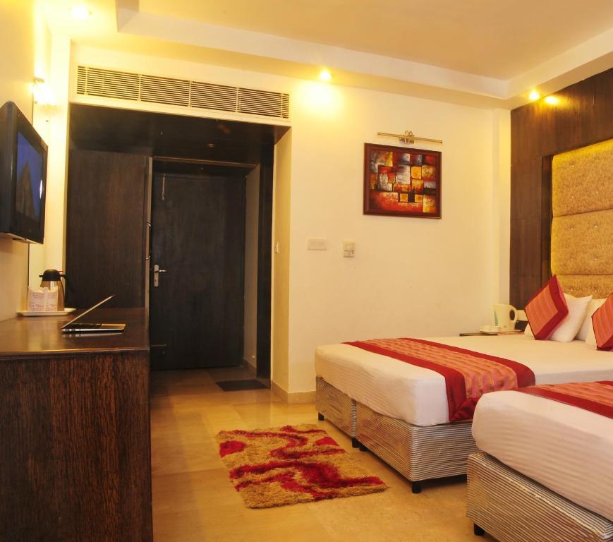 Hotel City Heights Nuova Delhi Esterno foto